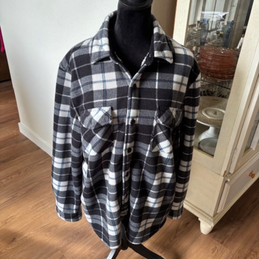 Freedom Foundry Black Plaid Sherpa Lined Fleece Unisex Shacket EUC L